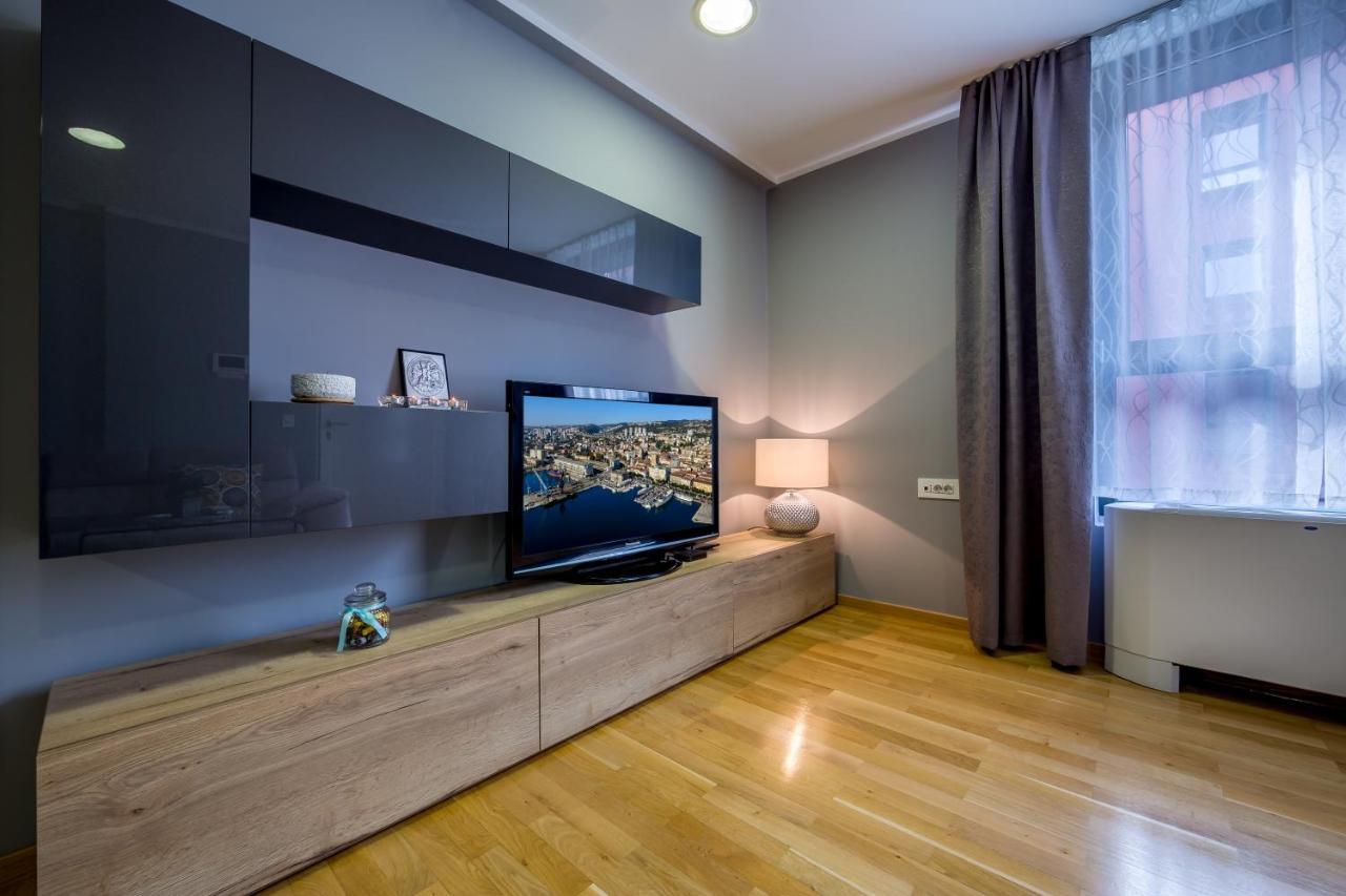 Elena Apartment Rijeka Exterior foto